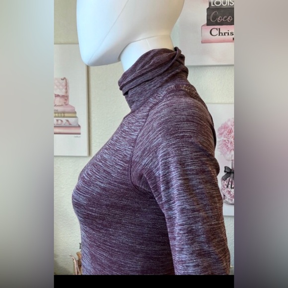 Lululemon wooly wonder turtleneck top long sleeves in dark adobe color size 6 - Picture 8 of 9